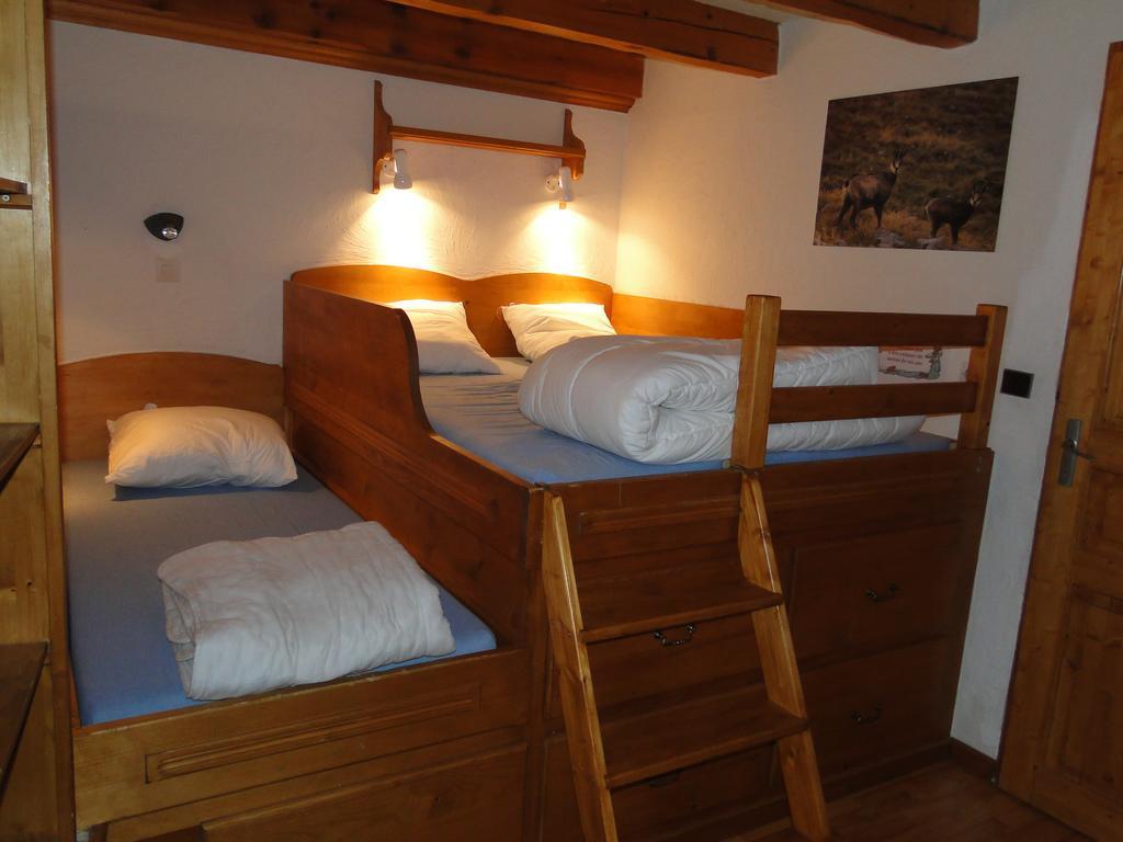 Gite Des Moulins Samoens Exterior photo